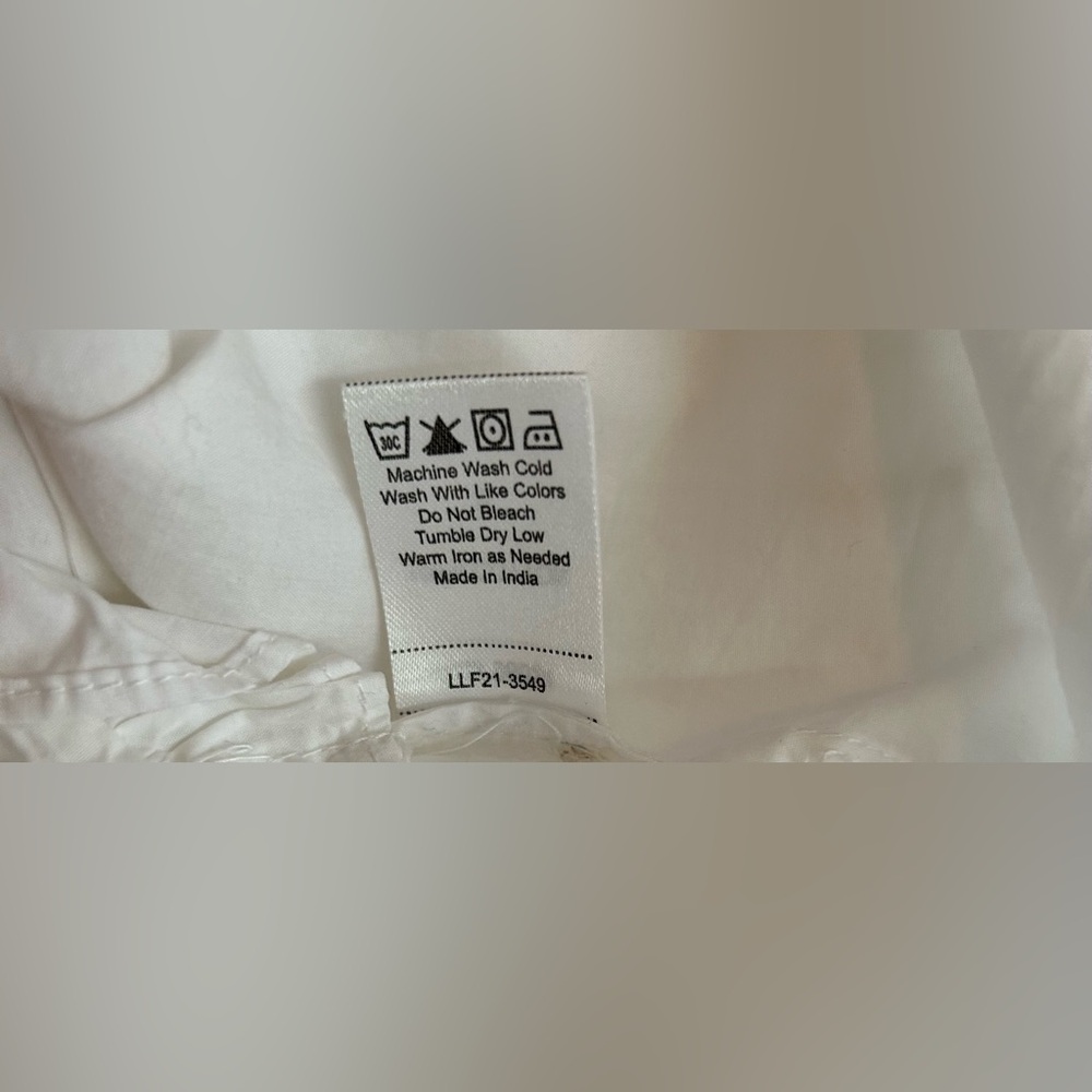 Anthropologie Love The Label Puff-Sleeved Lace Buttondown - Picture 15 of 15